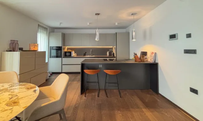 Недвижимость Квартира, 4 комнаты, центр: 3