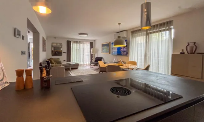 Недвижимость Квартира, 4 комнаты, центр: 6