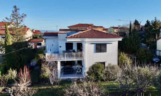 Недвижимость Двухэтажный дом Малья: 4