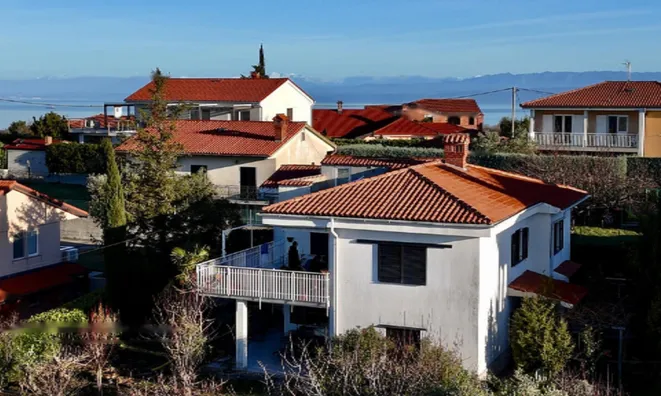 Недвижимость Двухэтажный дом Малья: 7