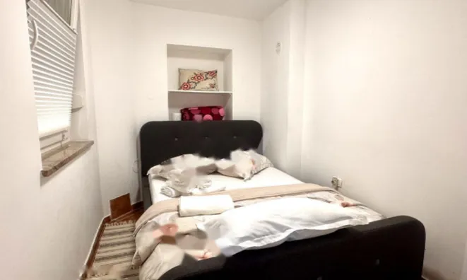 Недвижимость Четырехкомнатная квартира у рынка в Копере: 11