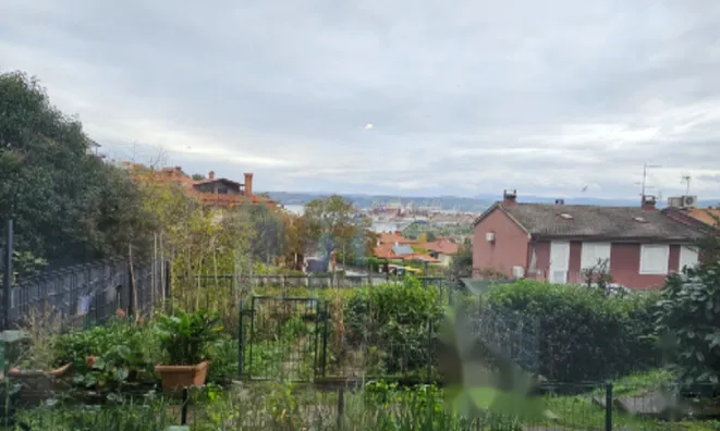 Недвижимость Двухкомнатная квартира марковец: 4