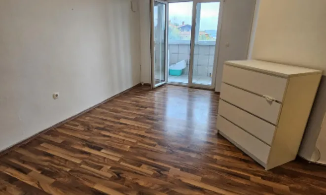 Недвижимость Двухкомнатная квартира марковец: 5