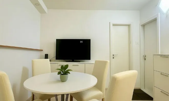 Недвижимость Однокомнатная квартира Пиран: 3