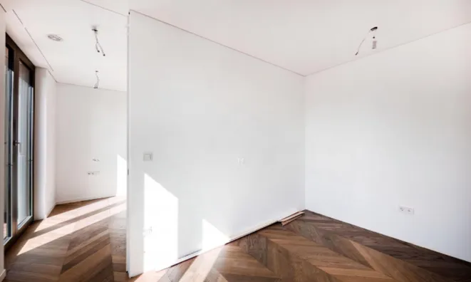 Недвижимость Четырехкомнатная квартира в центре Любляны: 6