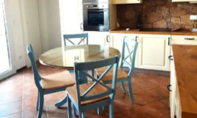 Недвижимость Четырехкомнатная квартира в центре Любляны: 4