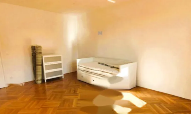 Недвижимость Четырехкомнатная квартира в центре Любляны: 9