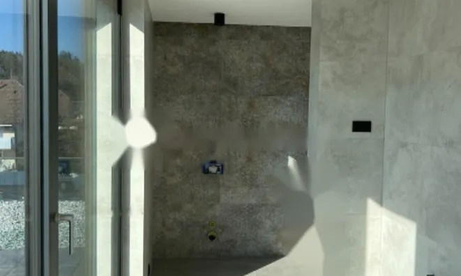 Недвижимость Четырехкомнатная квартира: 13