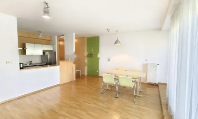 Недвижимость Трехкомнатная квартира в Шишке: 3