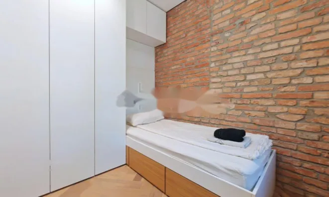 Недвижимость Трехкомнатная квартира у Трновской церкви: 14