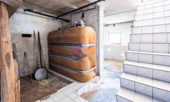 Недвижимость Дом у леса в Севнице: 13