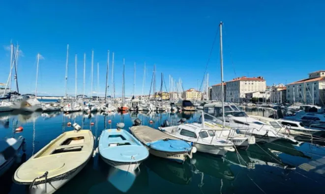 Недвижимость Дом с террасой Новый Пиран: 2