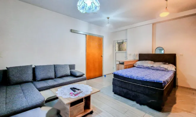 Недвижимость Квартира, 1-комнатная, Поле: 3