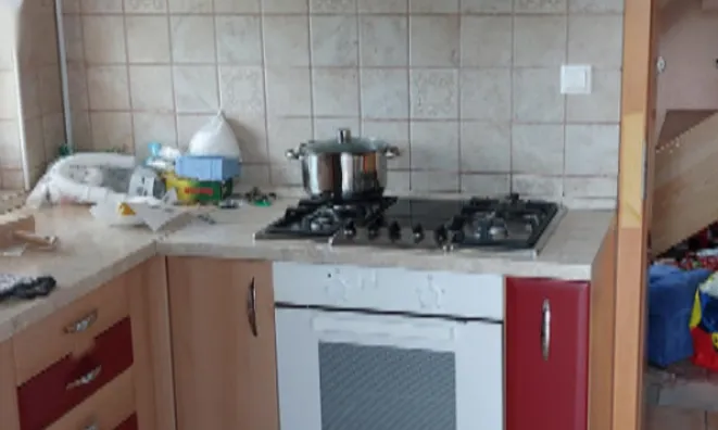 Недвижимость Квартира, 4 комнаты, Поле: 18