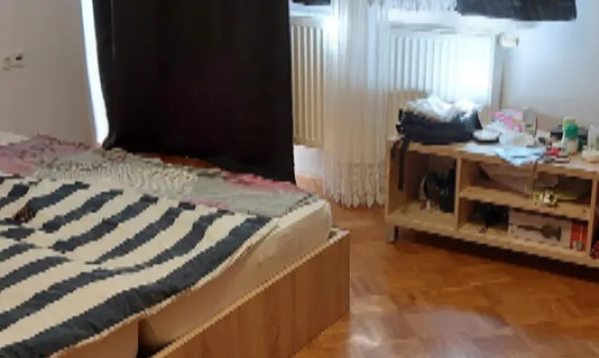 Недвижимость Квартира, 4 комнаты, Поле: 21