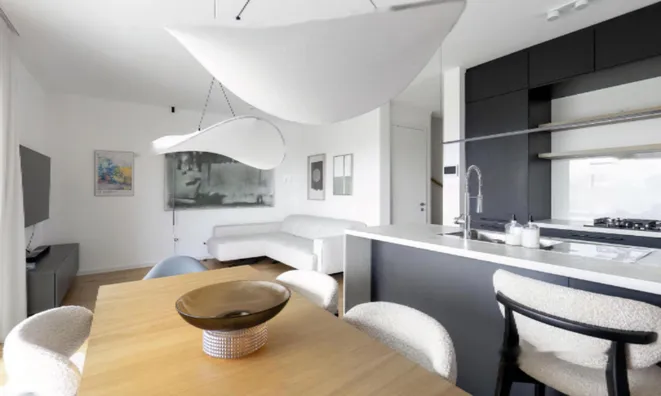 Недвижимость Многокомнатная квартира в Залоге: 6