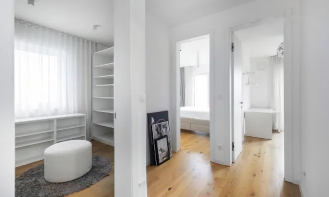 Недвижимость Многокомнатная квартира в Залоге: 8