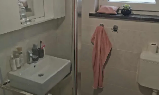 Недвижимость Квартира, 4-комн. ул. Кашель: 2