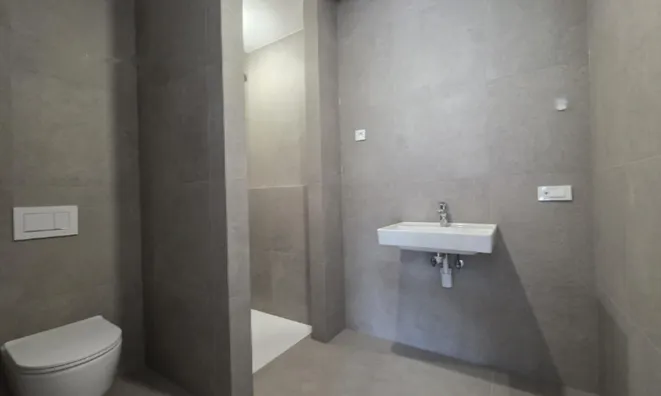 Недвижимость Квартира, 4 комнаты, Любляна Вич: 9