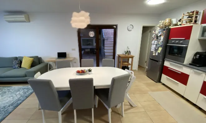 Недвижимость Квартира Паречаг: 102