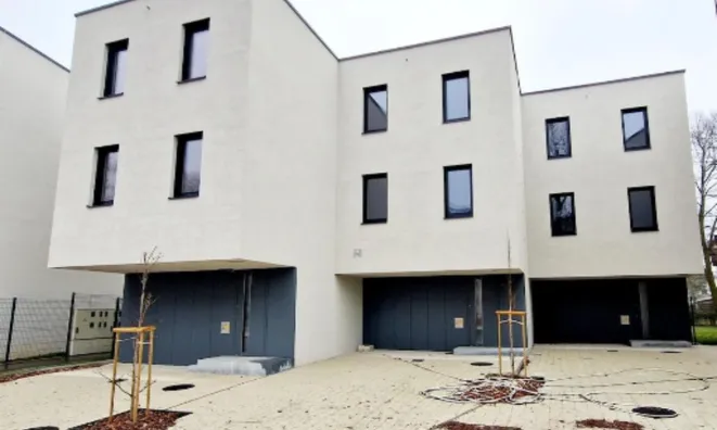 Недвижимость Дом с террасой Вич: 1