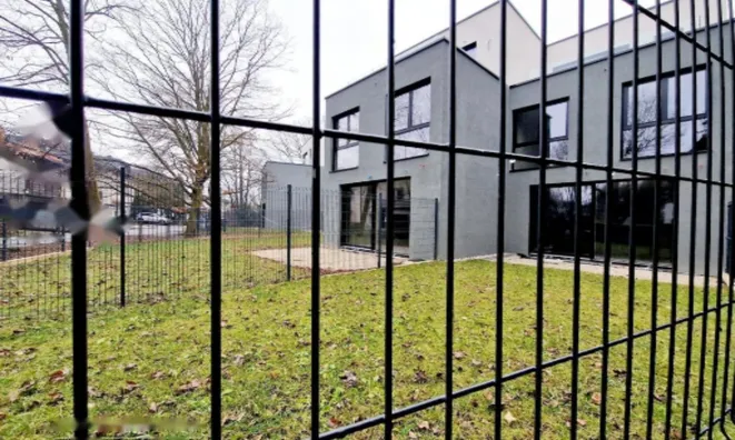 Недвижимость Дом с террасой Вич: 2