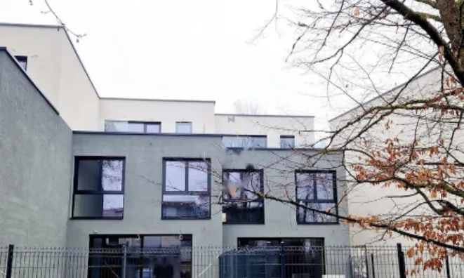 Недвижимость Дом с террасой Любляна Вич: 12