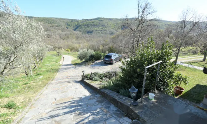 Недвижимость Двухэтажный дом Долина Драгонье: 4