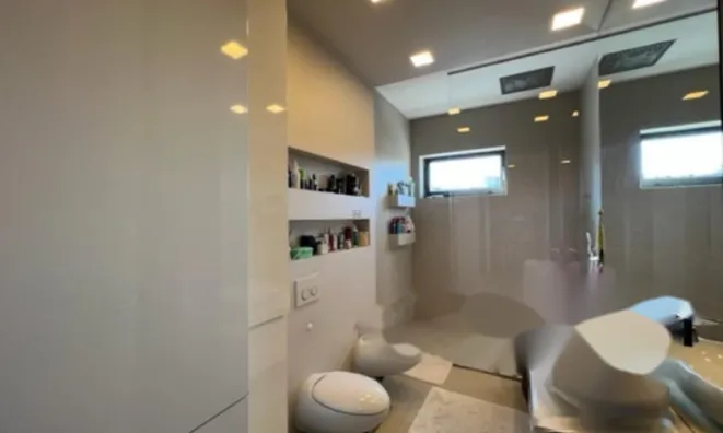 Недвижимость Роскошная квартира в Безиграде: 11