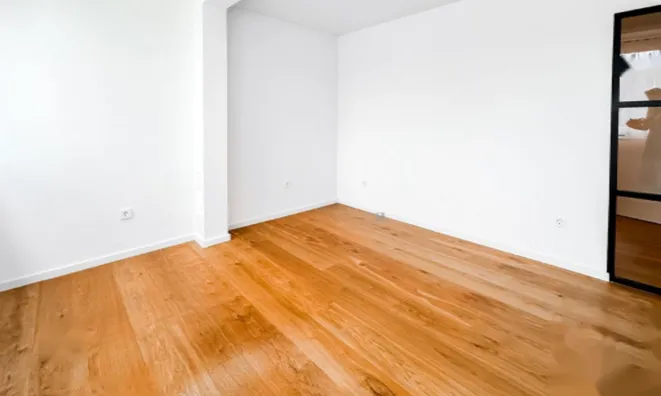 Недвижимость Квартира 3-комн. Штепане Вас: 12