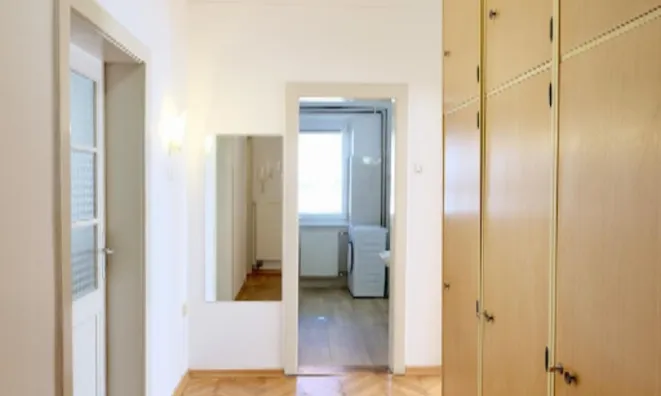 Недвижимость Трехкомнатная квартира Бежиград: 1