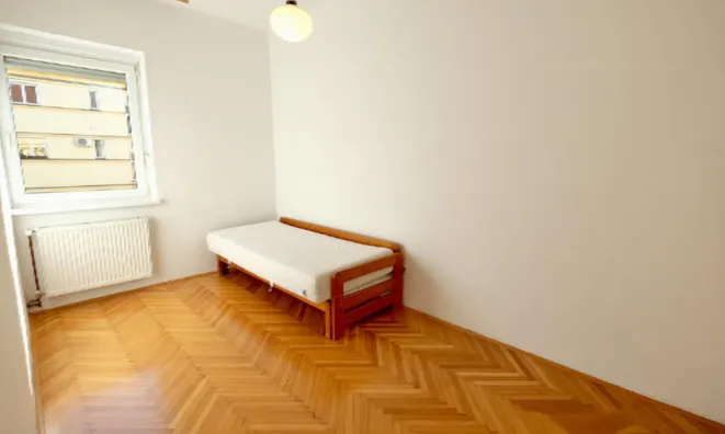 Недвижимость Трехкомнатная квартира Бежиград: 4