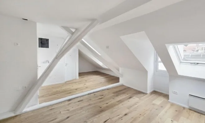 Недвижимость Квартира, 2 комнаты, Центр: 1