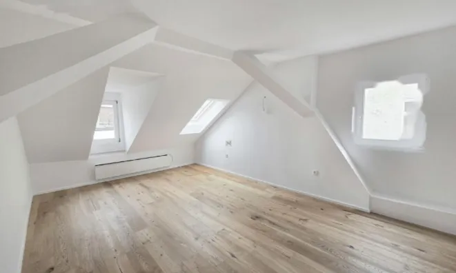 Недвижимость Квартира, 2 комнаты, Центр: 3