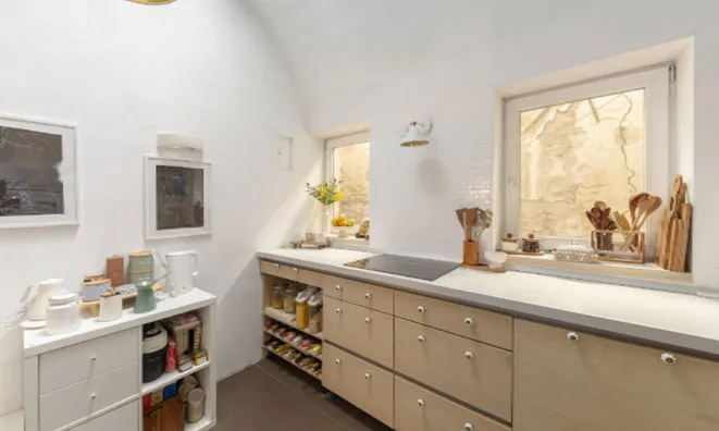 Недвижимость Четырехкомнатная квартира в центре Любляны: 11