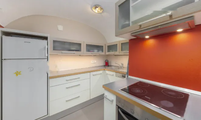 Недвижимость Четырехкомнатная квартира в центре Любляны: 24