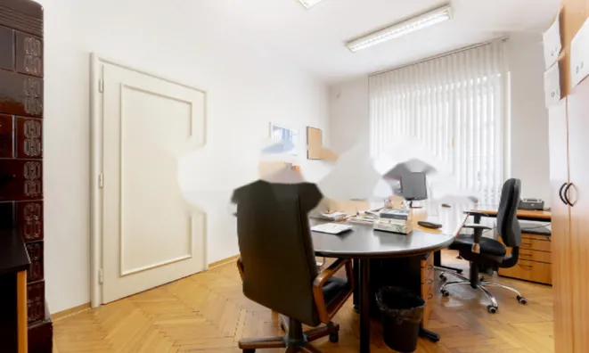 Недвижимость Квартира, 5 и более комнат, Центр: 11