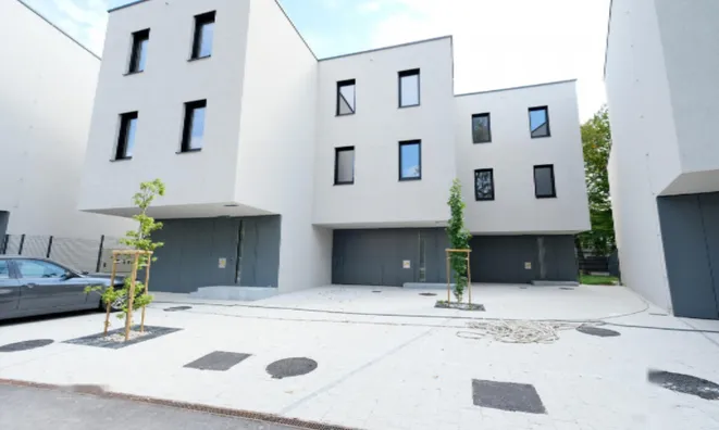 Недвижимость Дом с террасой вич: 1