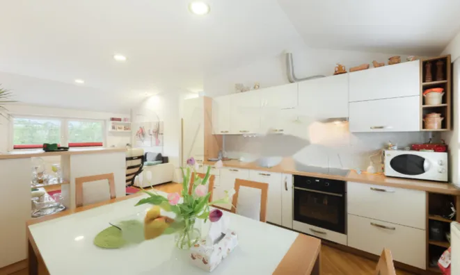 Недвижимость Дом с террасой в Моще: 3