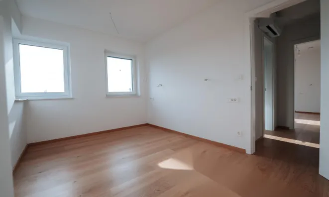 Недвижимость Сдвоенный дом в Чернуче: 17