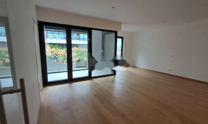 Недвижимость Квартира 3-комн, Центр, Дэванапарк II: 1