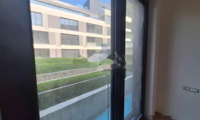 Недвижимость Квартира 3 комнаты в Центре: 9