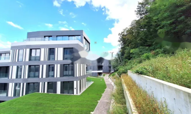 Недвижимость Квартира 3 комнаты в Центре: 10