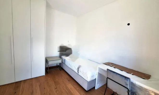 Недвижимость Квартира 3 комнаты, Центр: 10