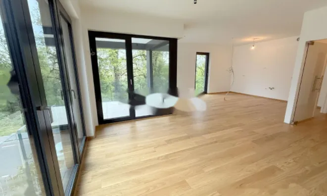 Недвижимость Квартира, 4 комнаты, Центр: 1