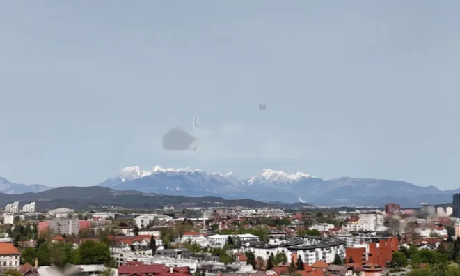 Недвижимость Квартира, 4 комнаты, Центр: 2