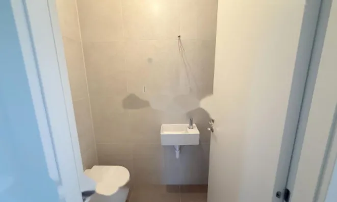 Недвижимость Квартира, 4 комнаты, Центр: 9