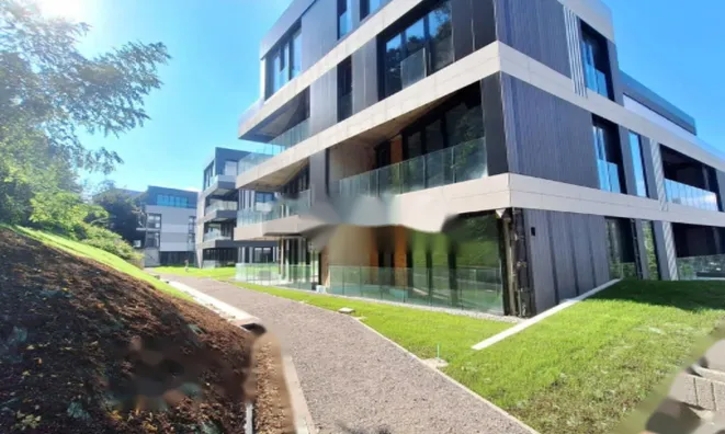 Недвижимость Квартира, 4 комнаты, Центр: 10