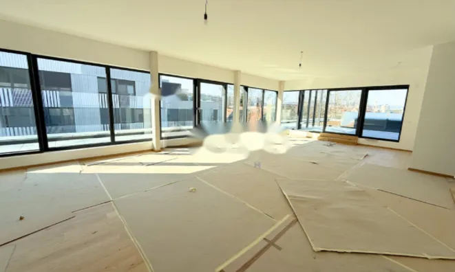 Недвижимость Квартира 4 комнаты Центр: 4