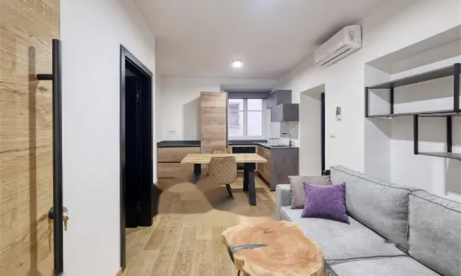 Недвижимость Квартира у Фонтана Робба: 1